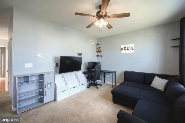 322 CAPE CLIMB, York, PA 17408