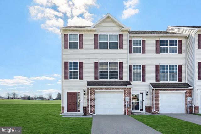 322 CAPE CLIMB, York, PA 17408