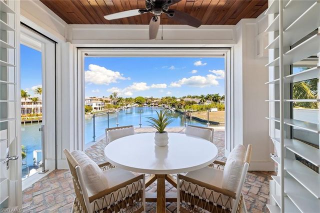 481 21st AVE S, Naples, FL 34102