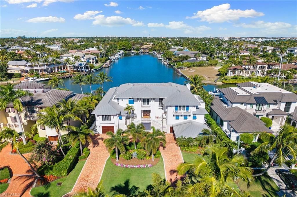481 21st AVE S, Naples, FL 34102