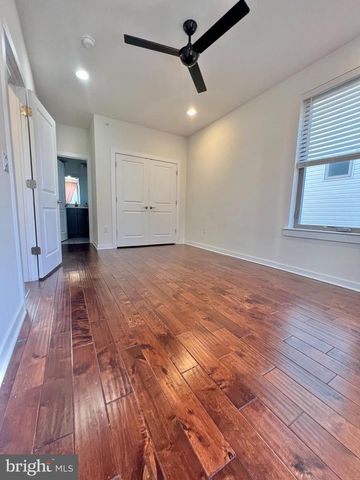 2122 KENSINGTON WALK, Philadelphia, PA 19125