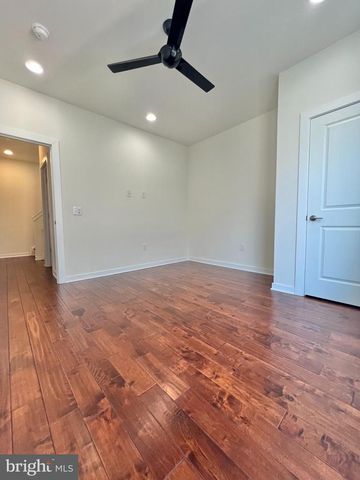 2122 KENSINGTON WALK, Philadelphia, PA 19125