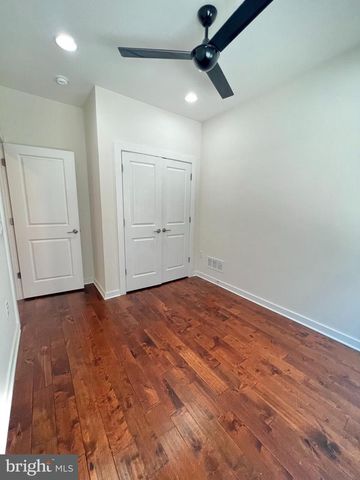2122 KENSINGTON WALK, Philadelphia, PA 19125