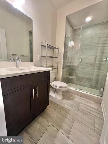 2122 KENSINGTON WALK, Philadelphia, PA 19125