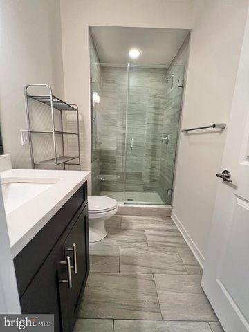 2122 KENSINGTON WALK, Philadelphia, PA 19125