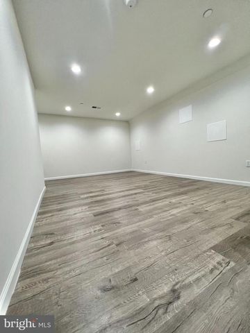 2122 KENSINGTON WALK, Philadelphia, PA 19125