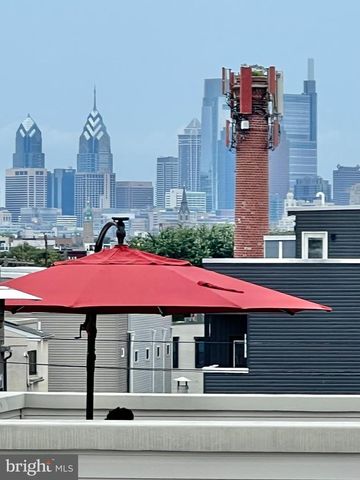 2122 KENSINGTON WALK, Philadelphia, PA 19125