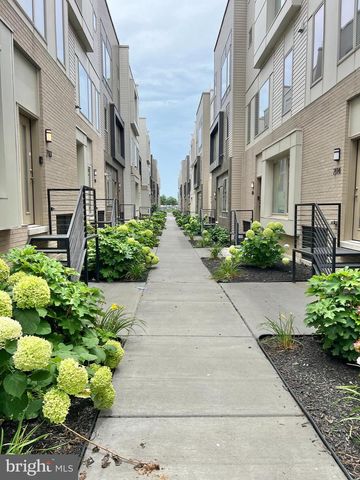 2122 KENSINGTON WALK, Philadelphia, PA 19125