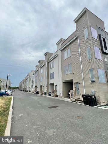 2122 KENSINGTON WALK, Philadelphia, PA 19125