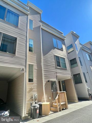 2122 KENSINGTON WALK, Philadelphia, PA 19125
