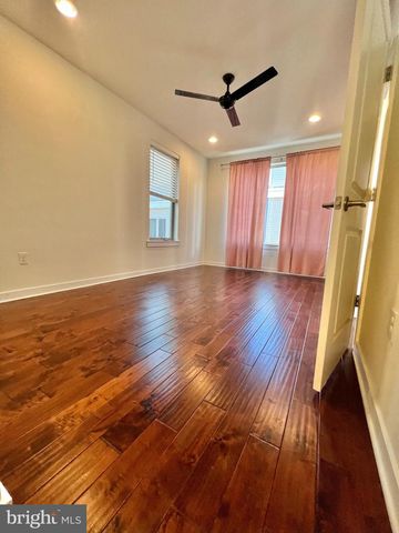 2122 KENSINGTON WALK, Philadelphia, PA 19125