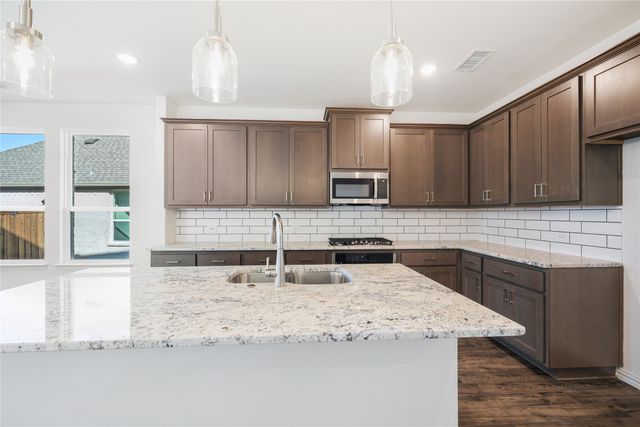 272 Bassett Hall Road, Fate, TX 75189