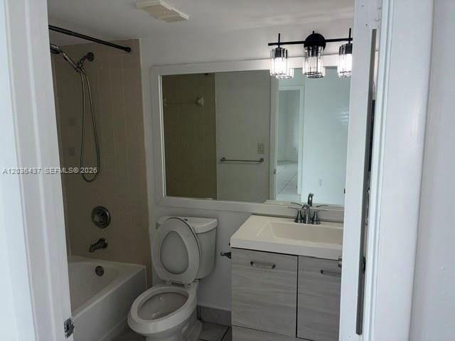 15545 N Miami Lakeway N 303, Miami Lakes, FL 33014