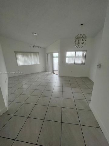 15545 N Miami Lakeway N 303, Miami Lakes, FL 33014