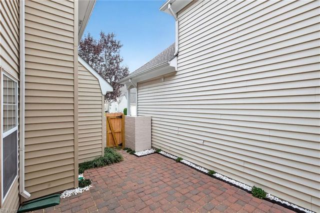 1645 Wynd Crest WAY, Virginia Beach, VA 23456
