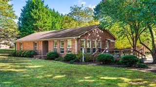 8110 Oak Arbor Road, Greensboro, NC 27455