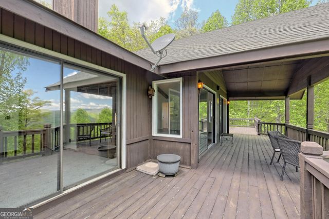 412 Bayberry Lane, Dillard, GA 30537