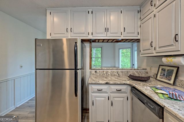 412 Bayberry Lane, Dillard, GA 30537