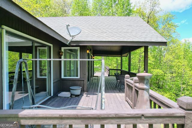 412 Bayberry Lane, Dillard, GA 30537