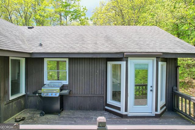 412 Bayberry Lane, Dillard, GA 30537