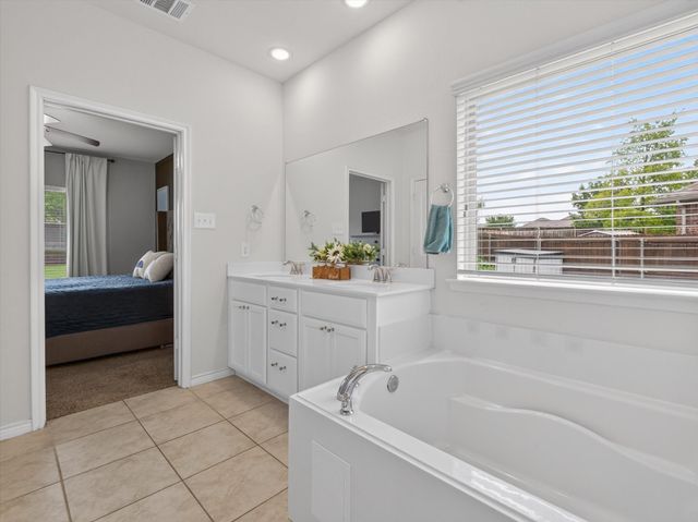 324 Brazoria Lane, Mckinney, TX 75071