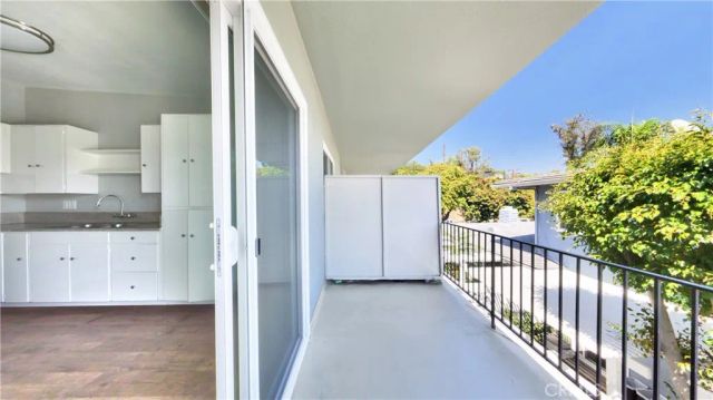 136 W Union Avenue 11, Fullerton, CA 92832