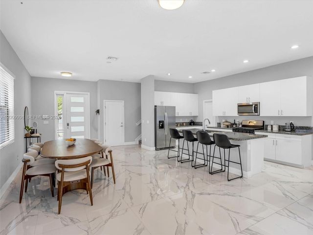 4920 Whispering Way 4920, Dania Beach, FL 33312