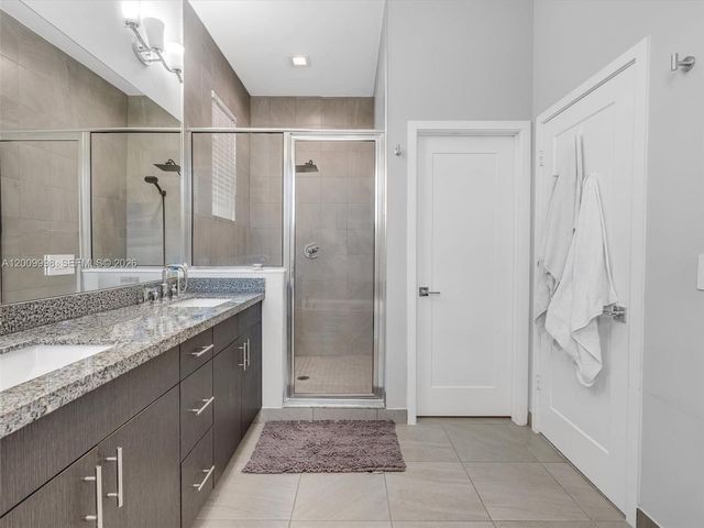 4920 Whispering Way 4920, Dania Beach, FL 33312