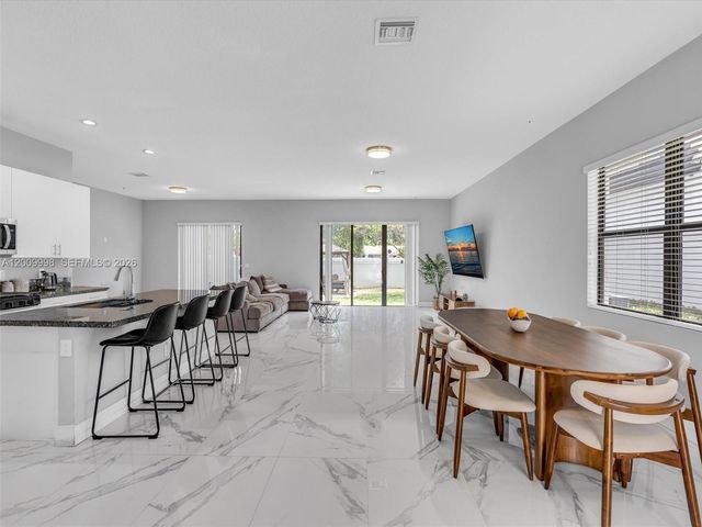 4920 Whispering Way 4920, Dania Beach, FL 33312
