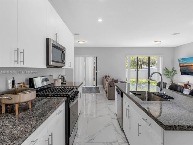 4920 Whispering Way 4920, Dania Beach, FL 33312