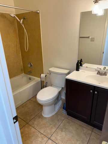 612 Ortiz Drive NE, Albuquerque, NM 87108