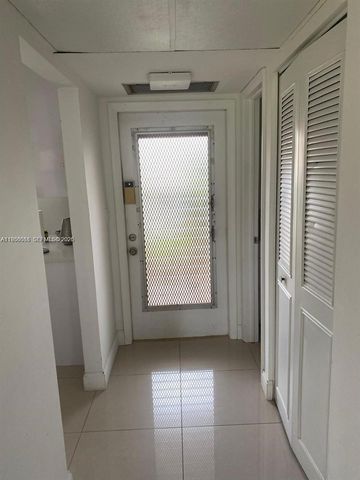 8838 W Mcnab Rd 104, Tamarac, FL 33321