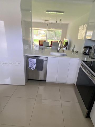 8838 W Mcnab Rd 104, Tamarac, FL 33321