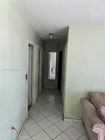 2941 NW 210th Ter, Miami Gardens, FL 33056