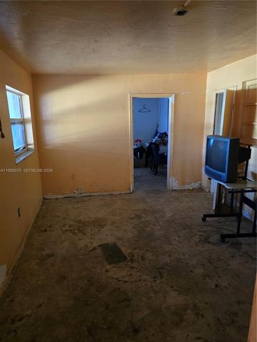 2941 NW 210th Ter, Miami Gardens, FL 33056