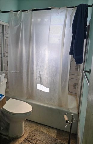 2941 NW 210th Ter, Miami Gardens, FL 33056