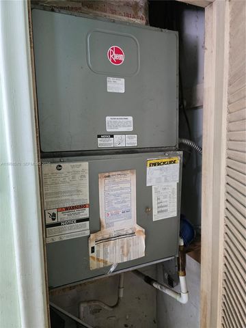 2941 NW 210th Ter, Miami Gardens, FL 33056