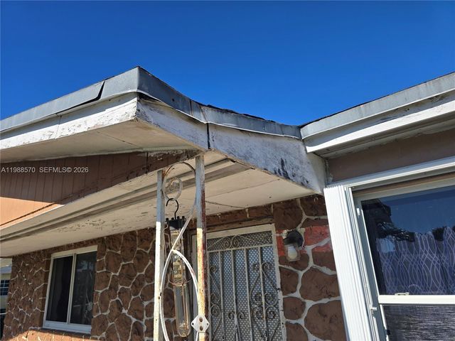 2941 NW 210th Ter, Miami Gardens, FL 33056