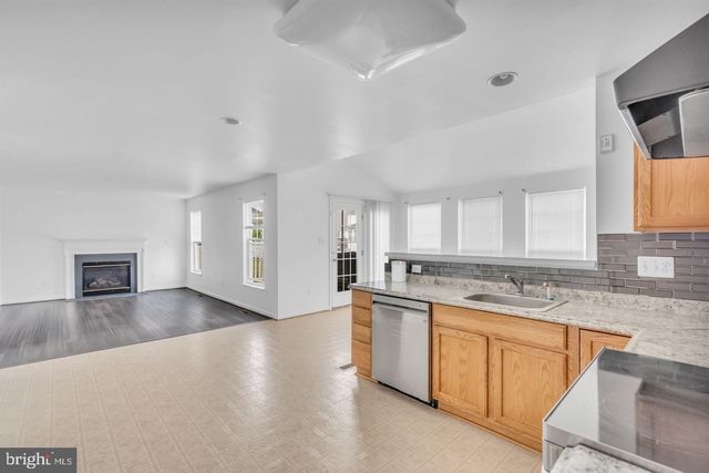 5413 SILVER MAPLE LN, Fredericksburg, VA 22407