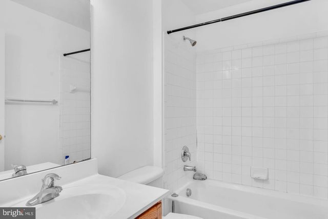 5413 SILVER MAPLE LN, Fredericksburg, VA 22407