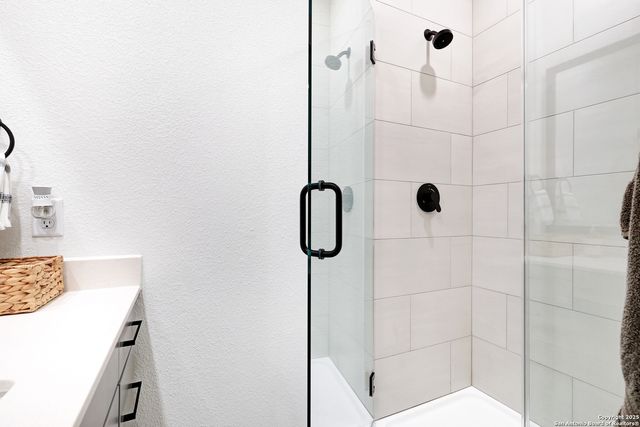 719 E Locust St Unit 2114, San Antonio, TX 78212