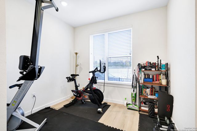 719 E Locust St Unit 2114, San Antonio, TX 78212