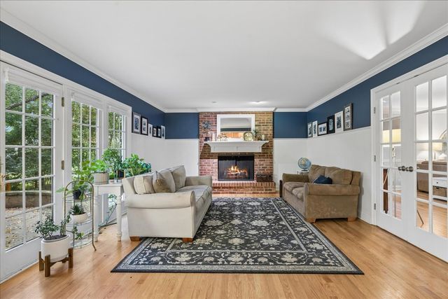 2701 Old Mill Lane, Rolling Meadows, IL 60008