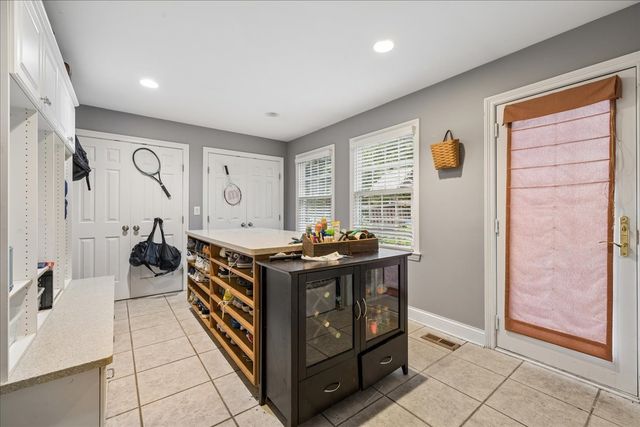2701 Old Mill Lane, Rolling Meadows, IL 60008