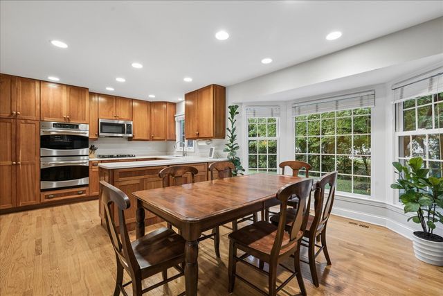 2701 Old Mill Lane, Rolling Meadows, IL 60008