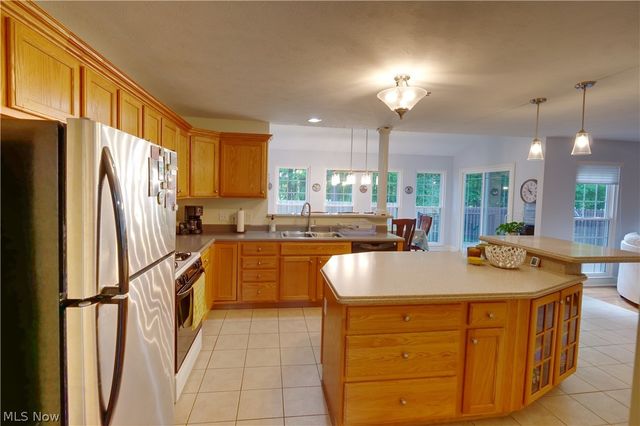 169 Aster Place, Brunswick, OH 44212