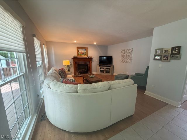 169 Aster Place, Brunswick, OH 44212