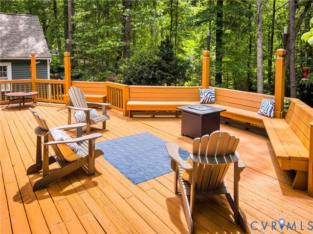 10711 Darby Cir, Chesterfield, VA 23113