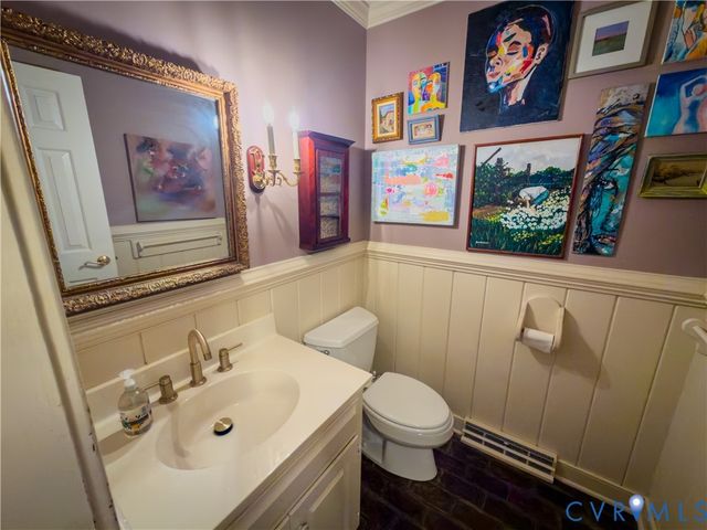 10711 Darby Cir, Chesterfield, VA 23113