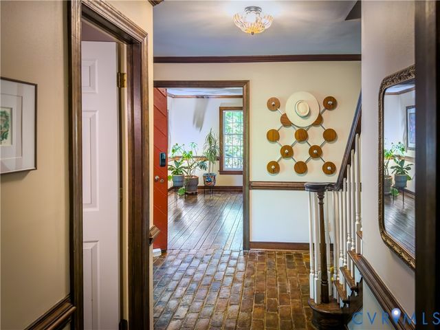 10711 Darby Cir, Chesterfield, VA 23113